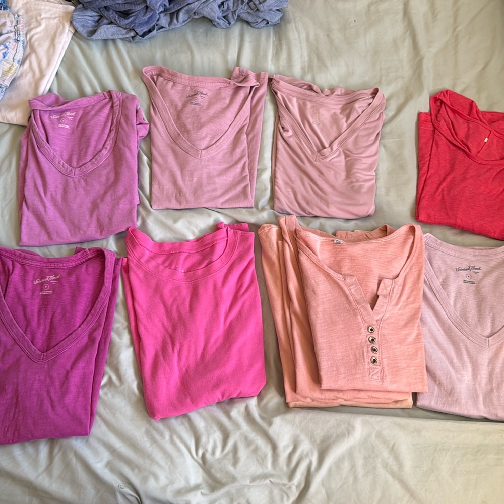 12 short sleeve t shirts